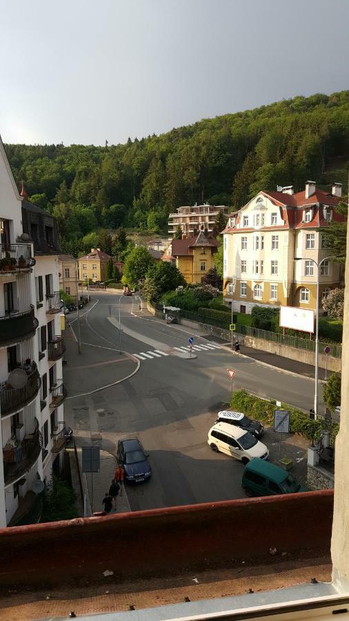 Laura'S Apartment Karlovy Vary Exterior photo